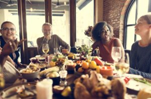 happy-family-thanksgiving